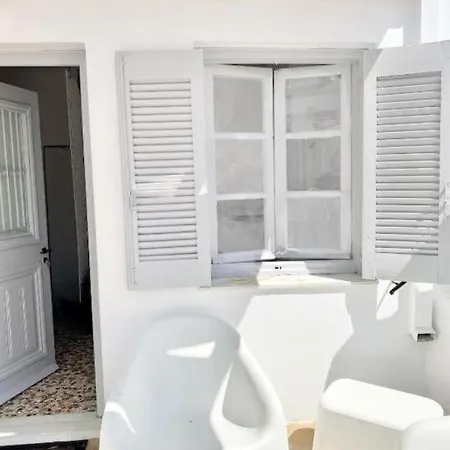 Cabarnus House Nyaraló Párosz