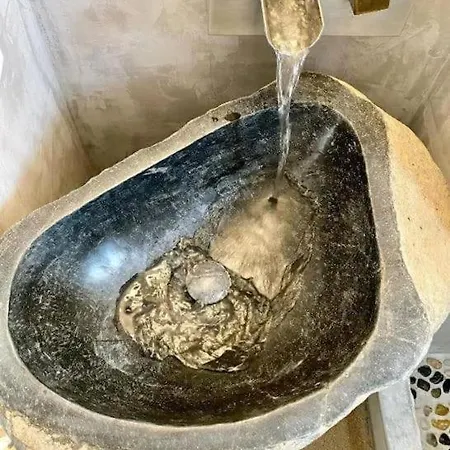 펜션 Cabarnus House Páros